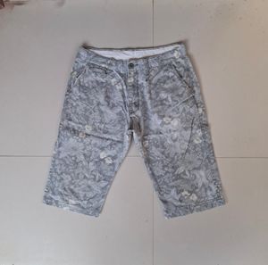 Floral Pants Chino
Lp : 80
Panjang : 60
Open Leg : 22