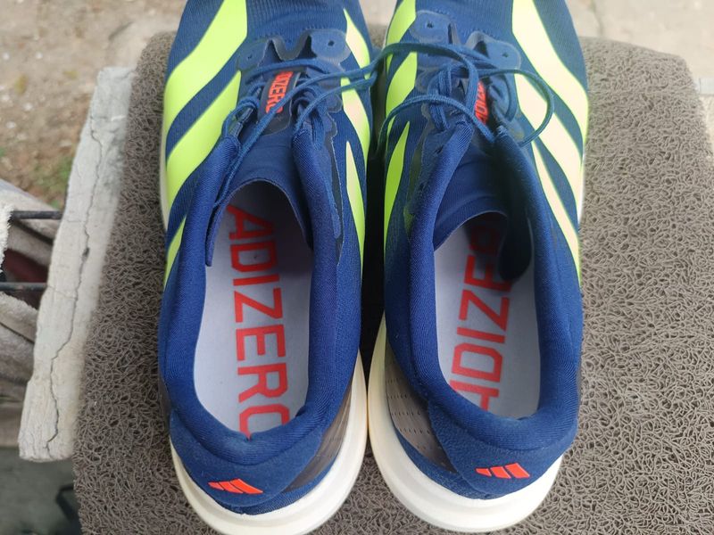 Sepatu Adidas evo ukuran 45, foto 5