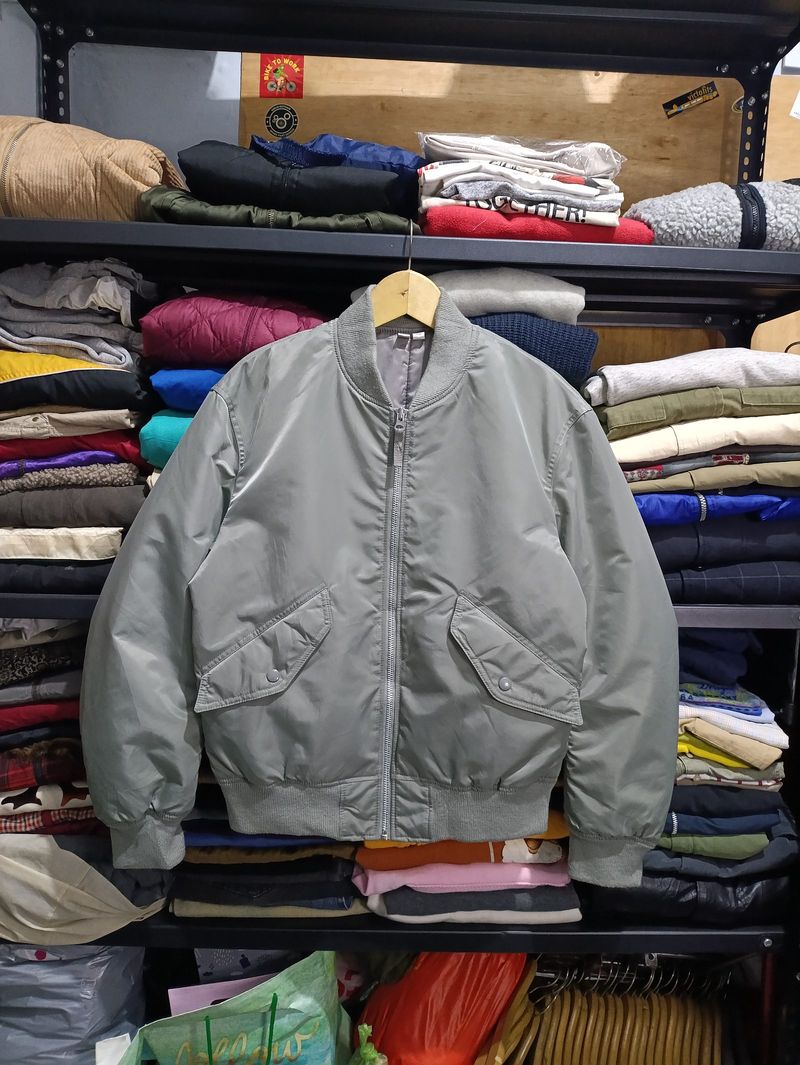 Uniqlo Bomber MA-1 Boxyfit Jacket, foto 2
