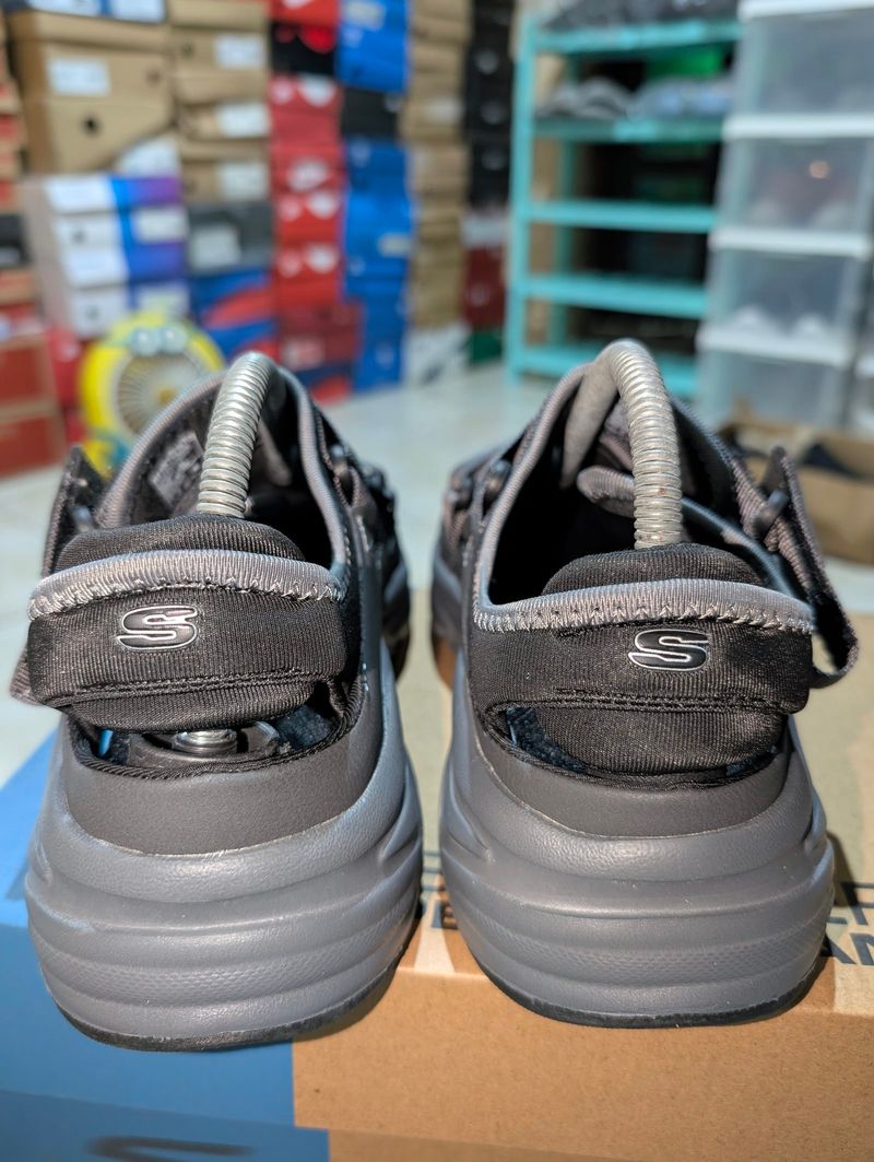 Sepatu sendal Skechers, foto 5