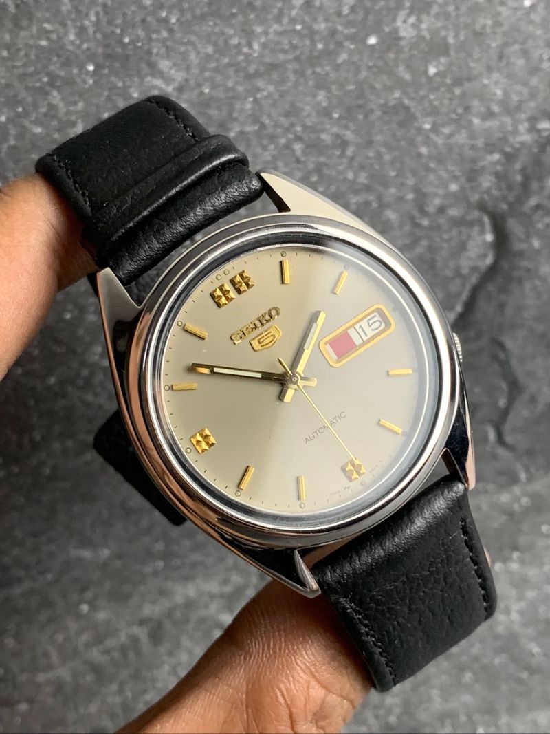 Seiko Hijau Khaki, foto 2