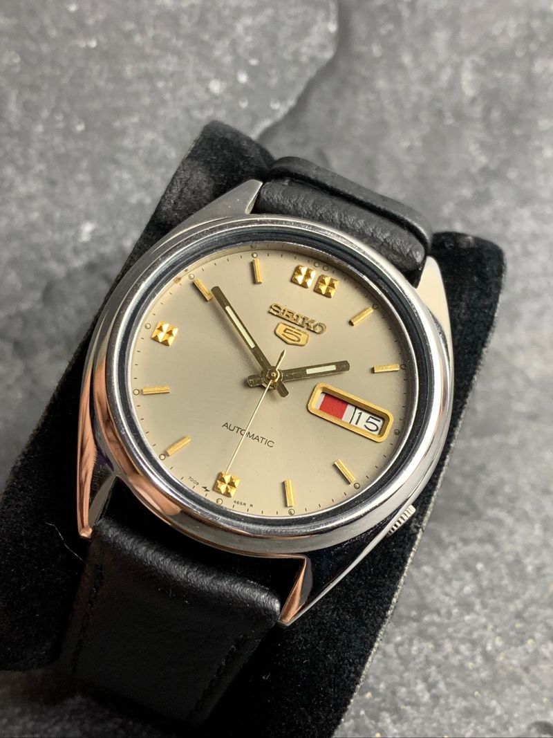 Seiko Hijau Khaki, foto 3
