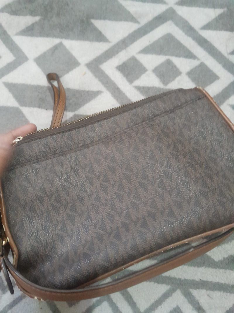 Tas Michael Kora, foto 4