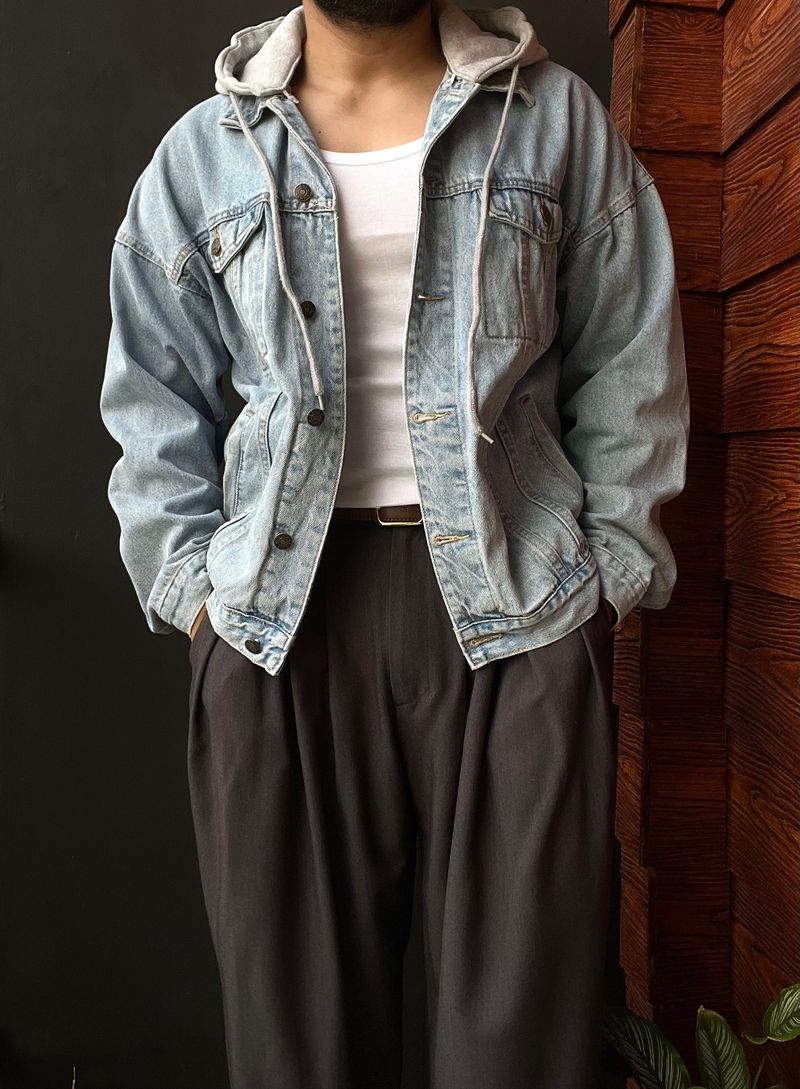 Trucker Denim Jacket With Removeable Hoodie, foto 2