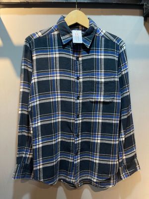 Kemeja Flannel Uniqlo Veterano