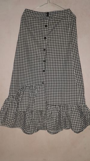 Rok Ruffle Asimetris