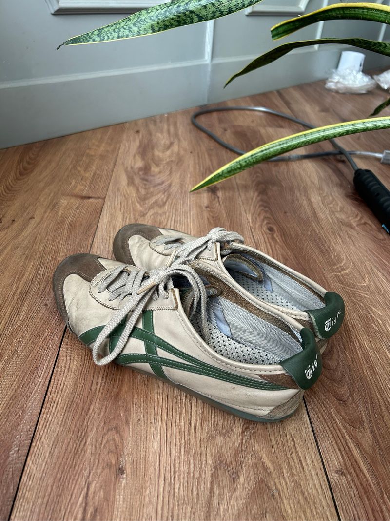 Sepatu Onitsuka Tiger, foto 2