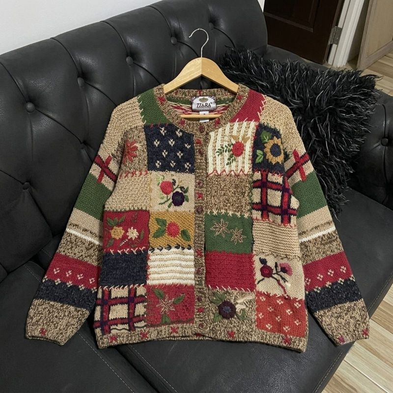 VINTAGE TIARA 3D HANDKNIT PATCHWORK MING SHENG, foto 2