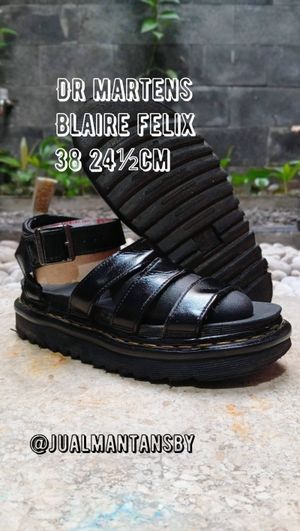 DR MARTENS Blair Felix Rub Off Vegan Strap Sandal Made in Ch
