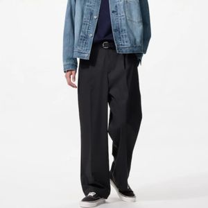 UNIQLO PLEATED WIDE PANT