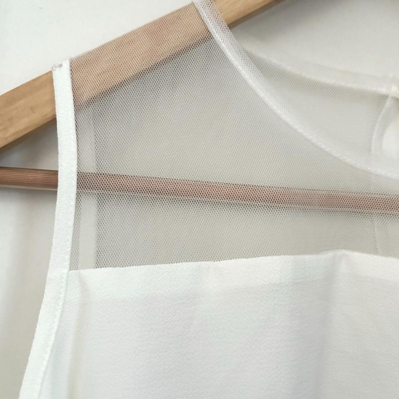 Sheer White Sleeveless Top, foto 2