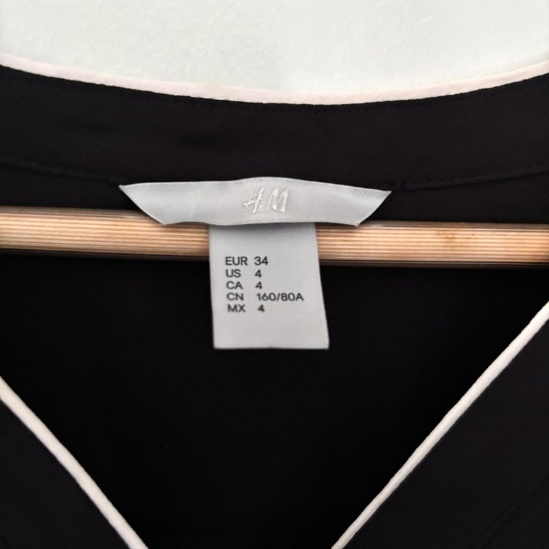H&M Noire Semi See Thru Blouse, foto 3