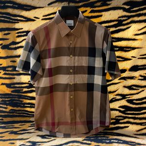 Burberry Luxury T-shirt Pria tan