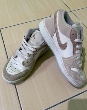 Air Jordan 1 Low Se Gs
