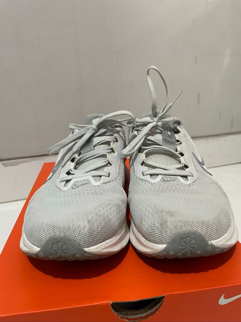 Nike Downshifter 13 Abu/Grey, foto 4