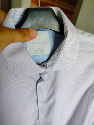 Benjamin barker size S kemeja pria branded
