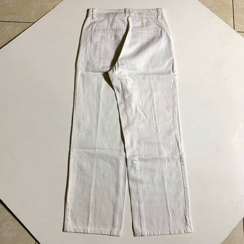 Celana Panjang Chino Gu White, foto 3
