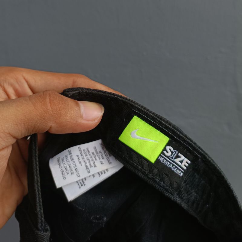 Nike Hat Wanita black, foto 3