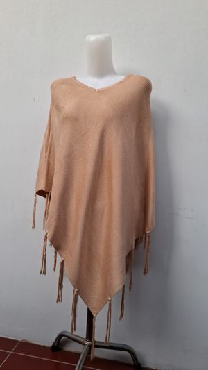 Poncho outer knit