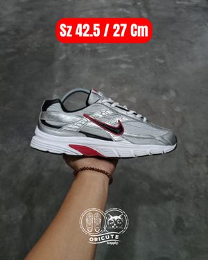 Nike INITIATOR