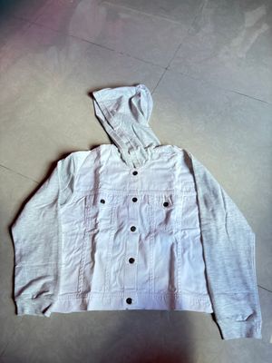Jaket bahan Jens putih