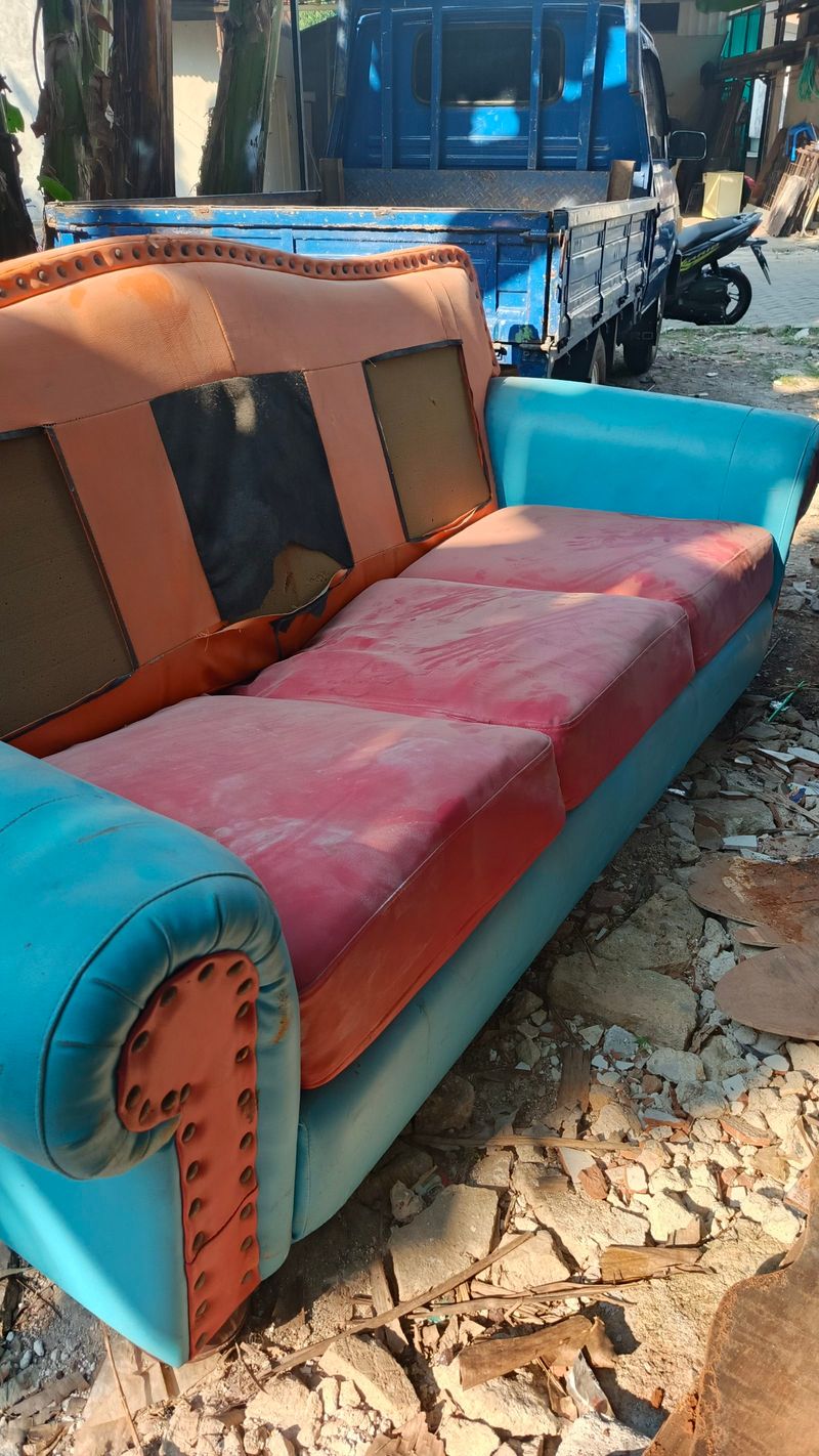 2 sofa murah masih empuk, foto 9