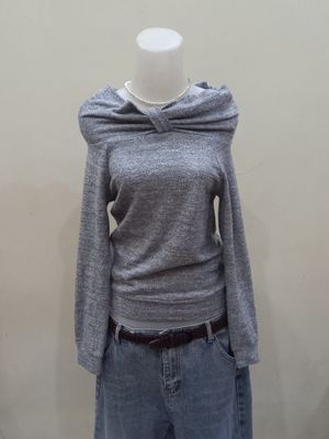 2000s Grey Ribbon Off Shoulder Sweater
