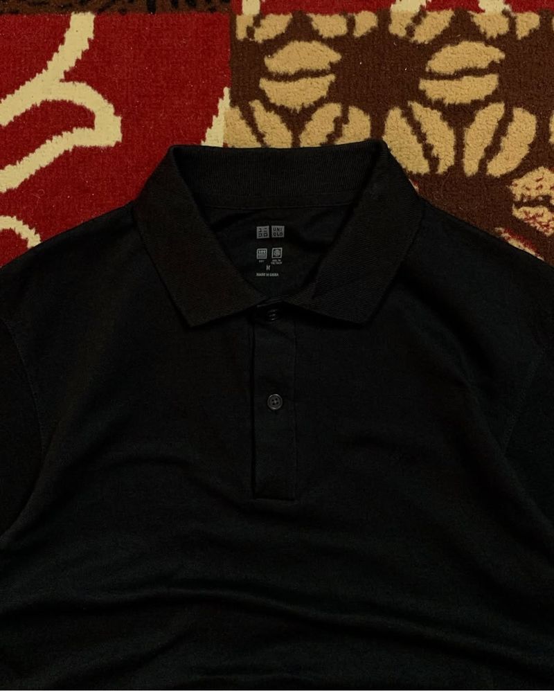 Item(s): UNIQLO AIRISM POLOSHIRT, foto 2