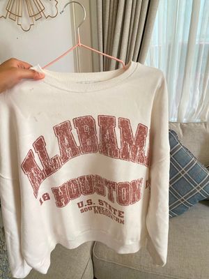 Sweater Bershka aesthetic