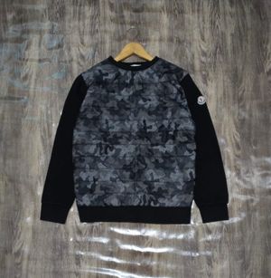 MONCLER CAMO SWEATSHIRT SECOND BRANDED