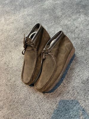 Clarks wallabe high suede