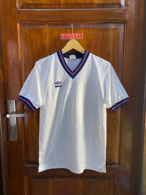 Vintage Umbro tamplate england 80s jersey
