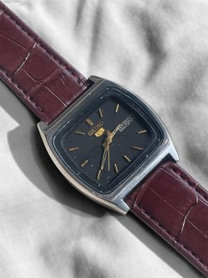 Seiko 5 TV Shape Day Date 7009