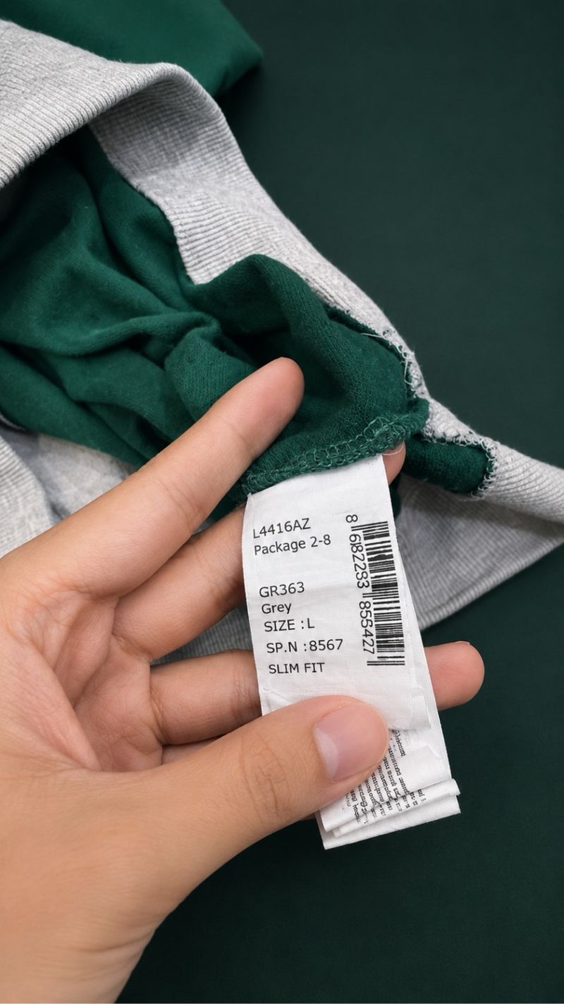 DeFacto sweatshirt features a unique split-color design with, foto 7