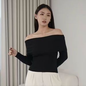 Off shoulder top by gurlbucket