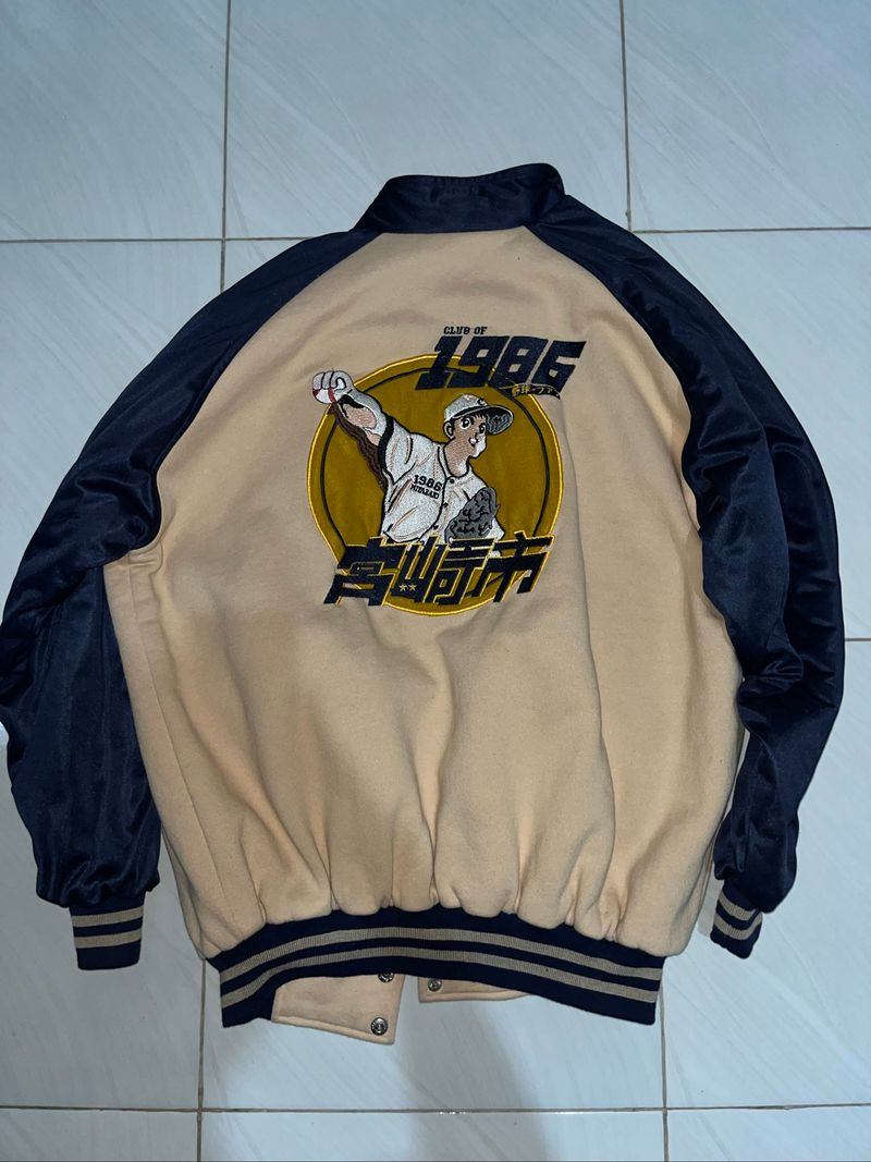 Miyazaki Varsity Vintage, foto 3