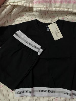 Calvin Klein Sports T-Shirt and Leggings