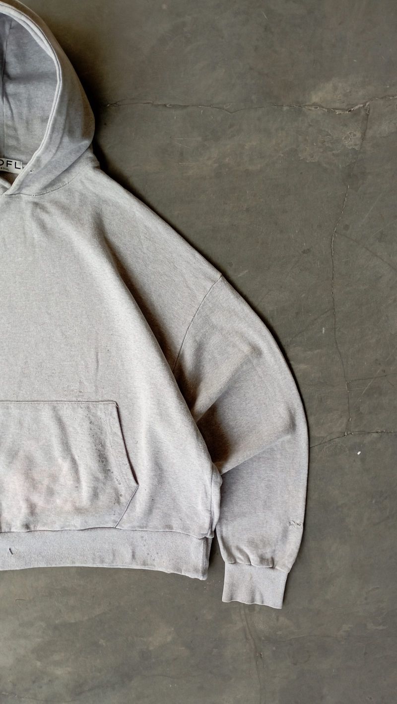 2000's Heavyweight Distressed Gray Hoodie Boxy, foto 2