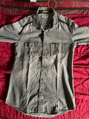 WANGLER SIZE S (SLIM) BAHAN BAGU TIDAK ADA NODA ATAU CACAT