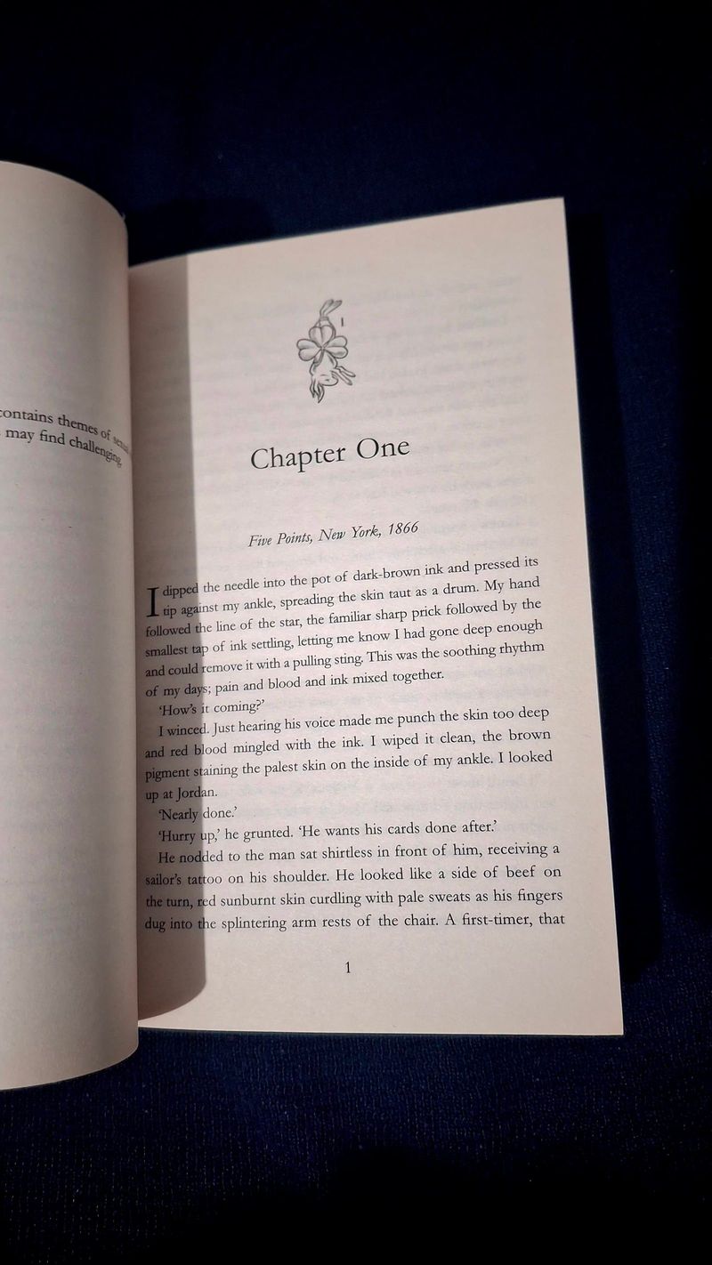The Knowing (Emma Hinds) bahasa Inggris, foto 2