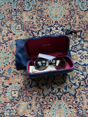 GUCCI SUNGLASSES