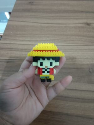 Mini Bricks Luffy One Piece (Sudah Dirakit)