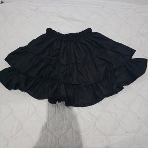 mini black ruffle skirt