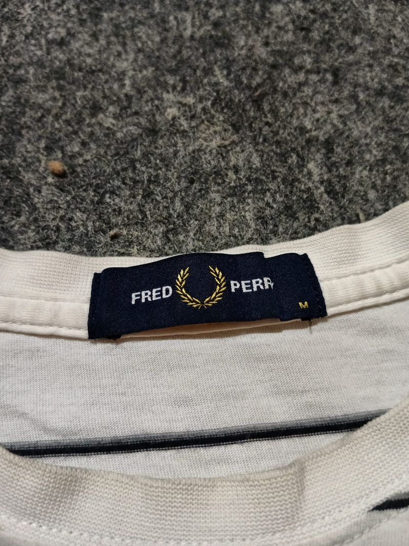 Kaos Fred Perry Stripe, foto 2
