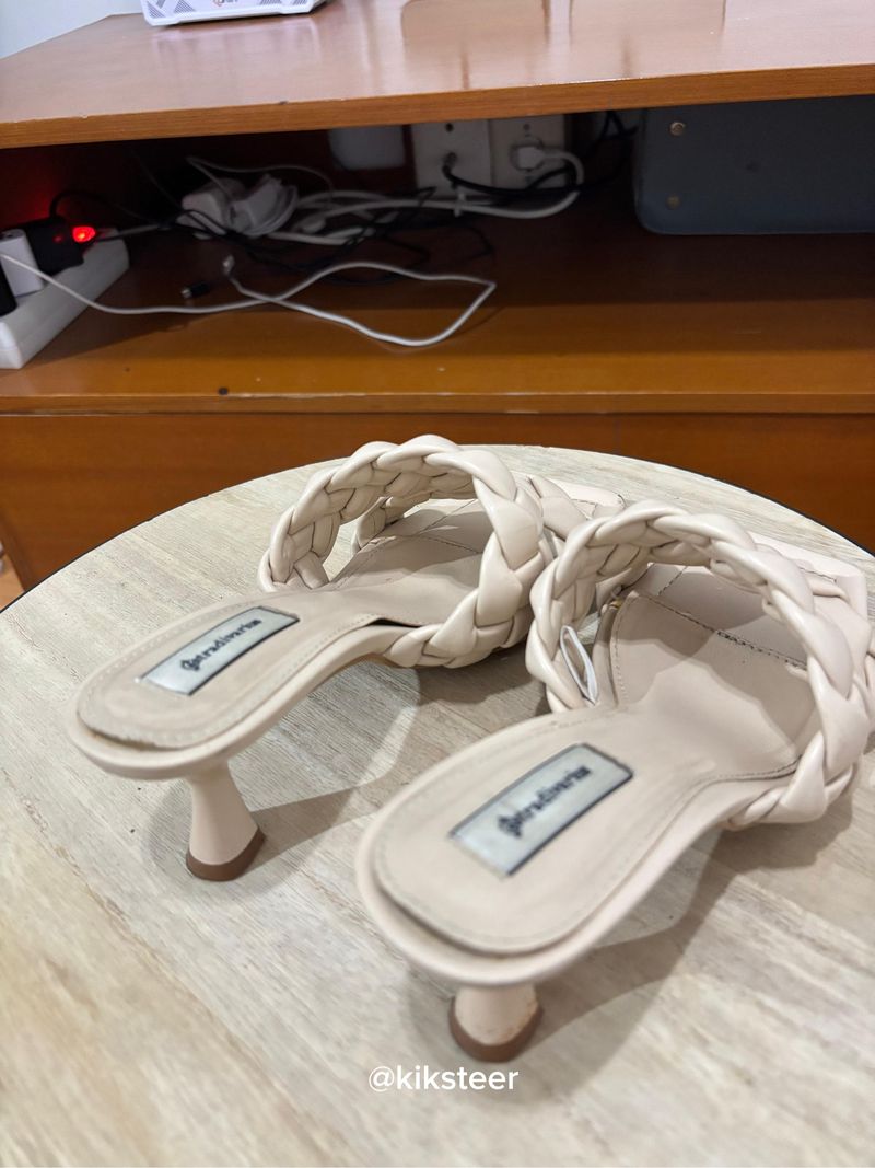 Stradivarius Heeled Sandals with Padded Braid Original, foto 3