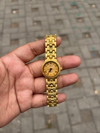 JAM TANGAN LOBOR ANALOG GOLD ON GOLD DIAL