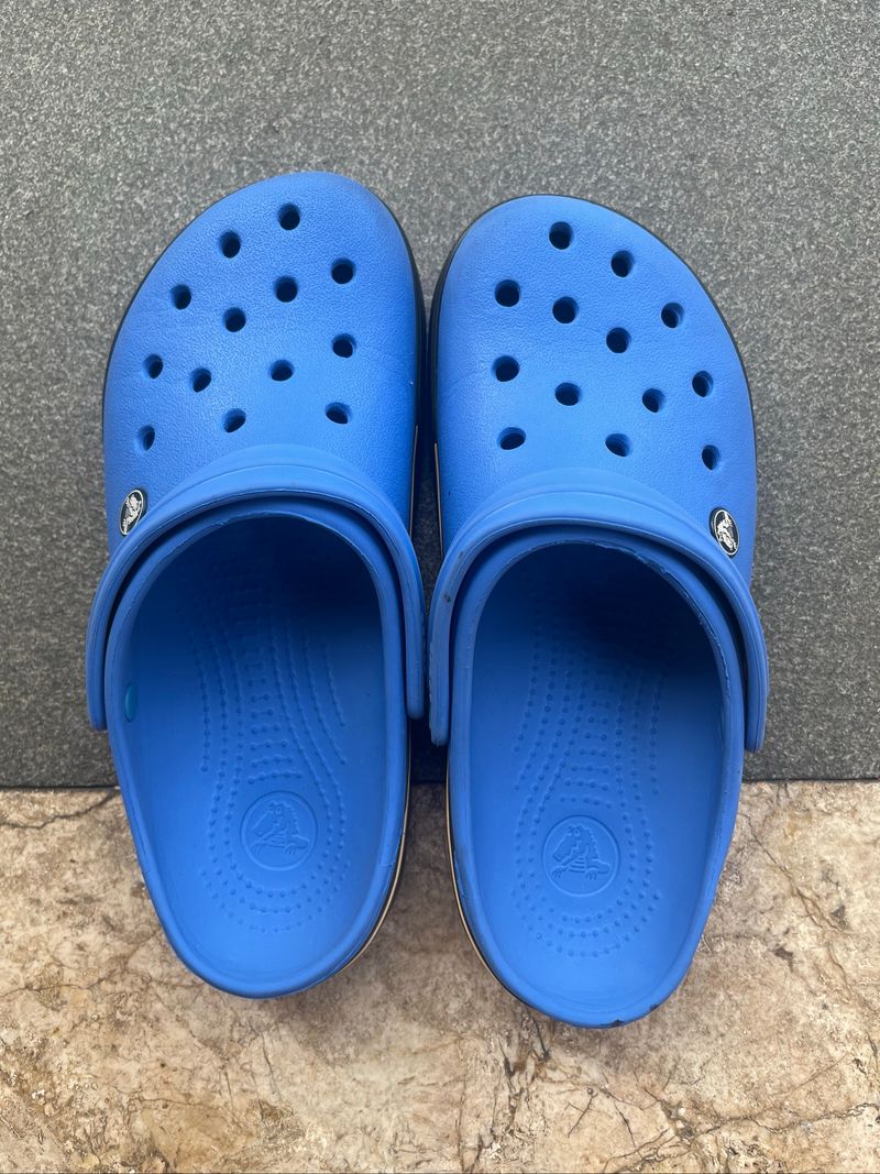 Crocs Biru Hitam, foto 4
