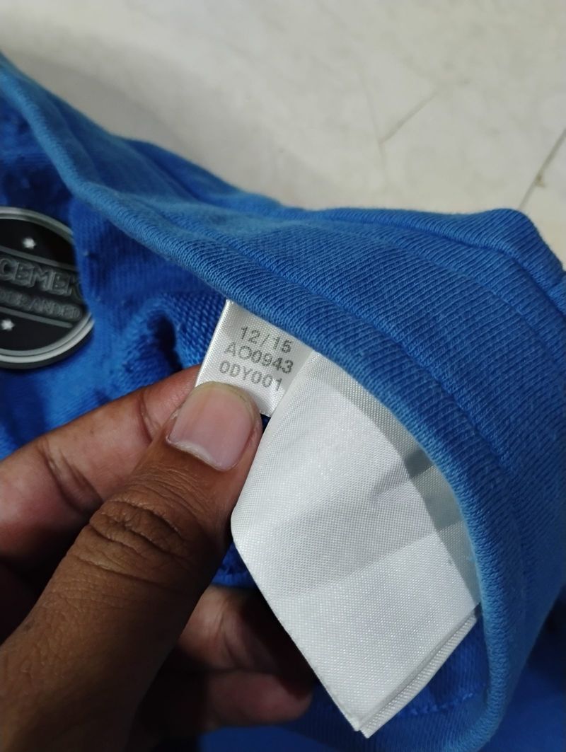 Celana pendek adidas biru, foto 4