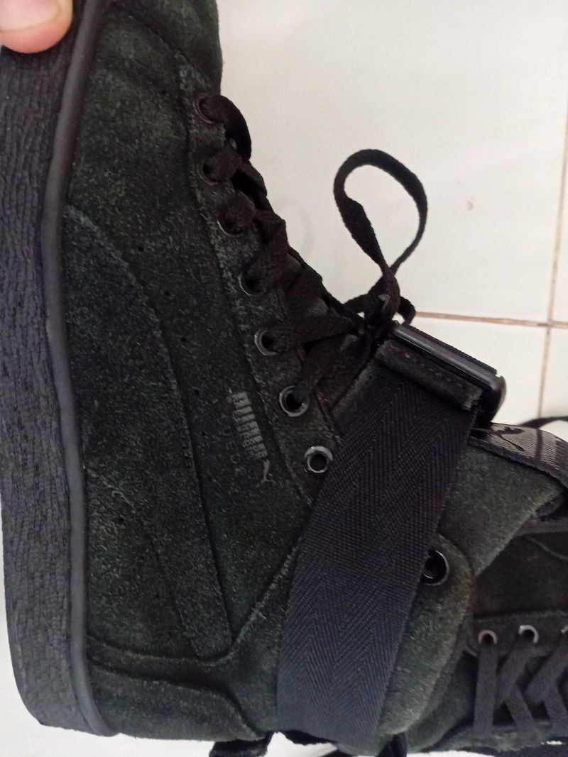 Sepatu Puma Suede Classic Mid Buckle, foto 2