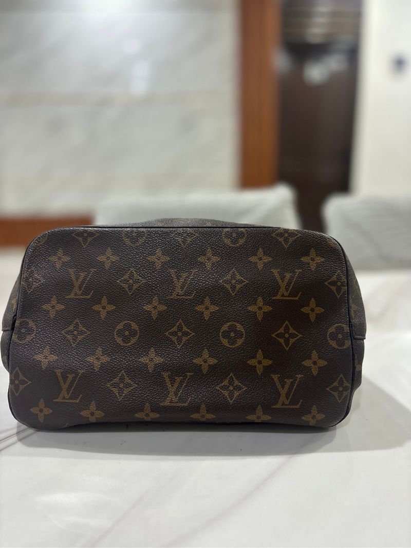 LV Monogram Neonoe MM Blue Jean, foto 9